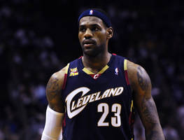 After Vacationing In Miami, LeBron James Returns Home